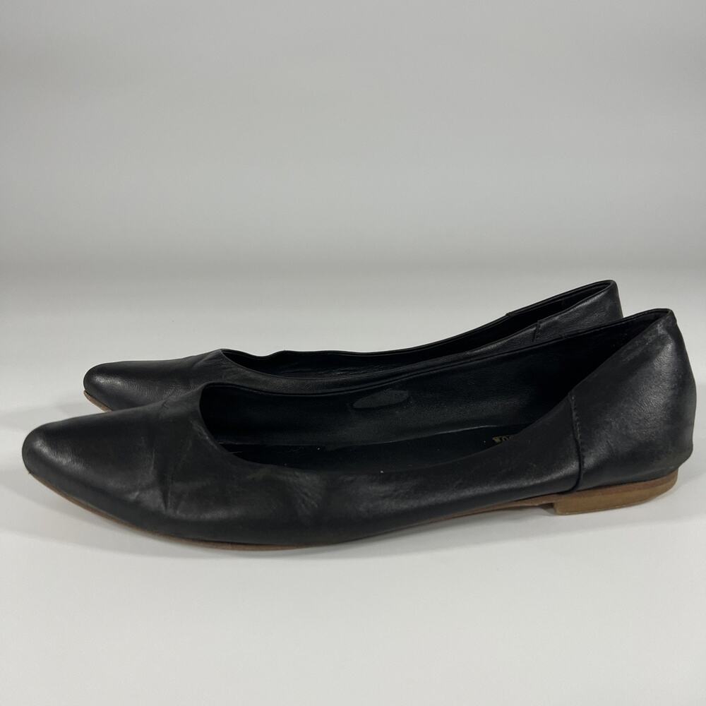 Coach and Four Flats Shoes Womens 9.5 Black Leather Slip On Pointed Toe - Picture 3 of 9